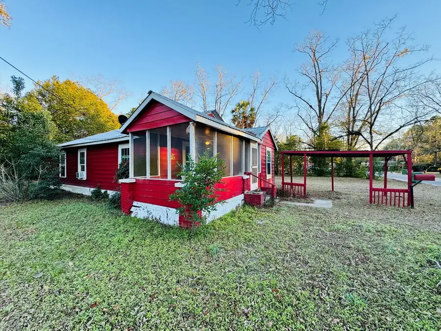 507 S Poplar Street, Adel, GA 31620 - #3