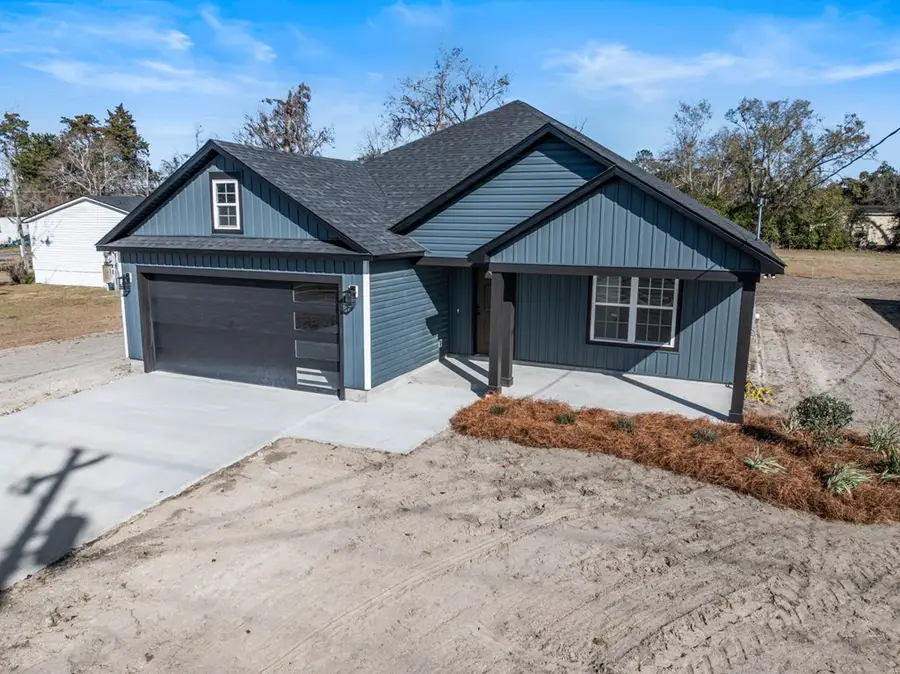 107 S Oak St, Lakeland, GA 31635 - #3