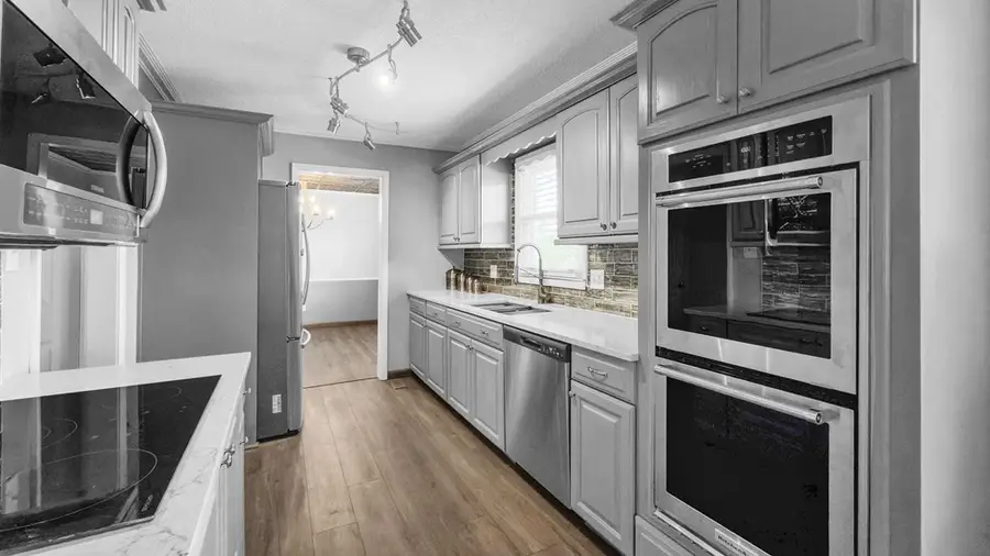 1113 Clover Hill Road, Valdosta, GA 31602 - #3