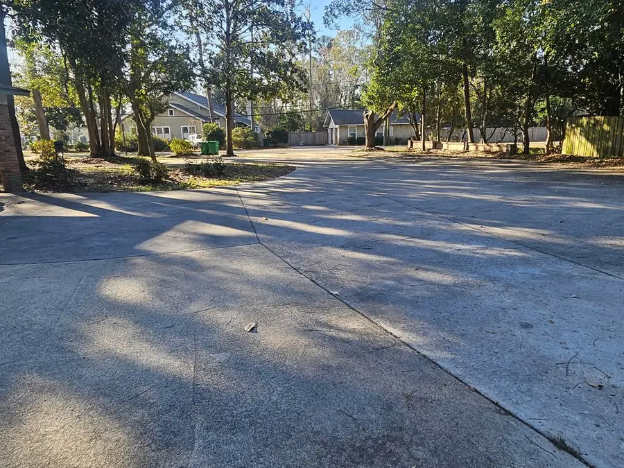 2000 Oak St #8, Valdosta, GA 31605 - #2