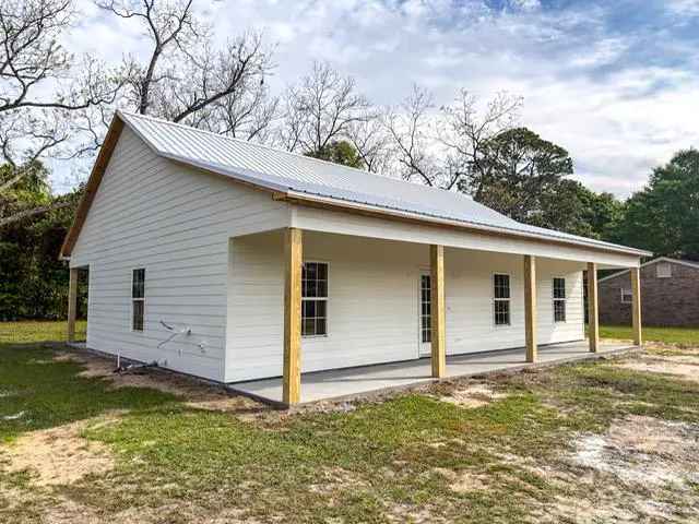 352 SW College St, Pelham, GA 31779 - #1