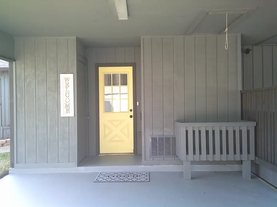 306 Oak Center Pl, Valdosta, GA 31602 - #2