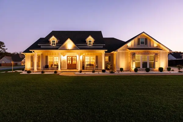 7301 Shadow Creek Drive, Hahira, GA 31632