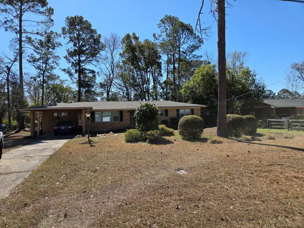 1207 Thomwal St, Valdosta, GA 31602 - #1