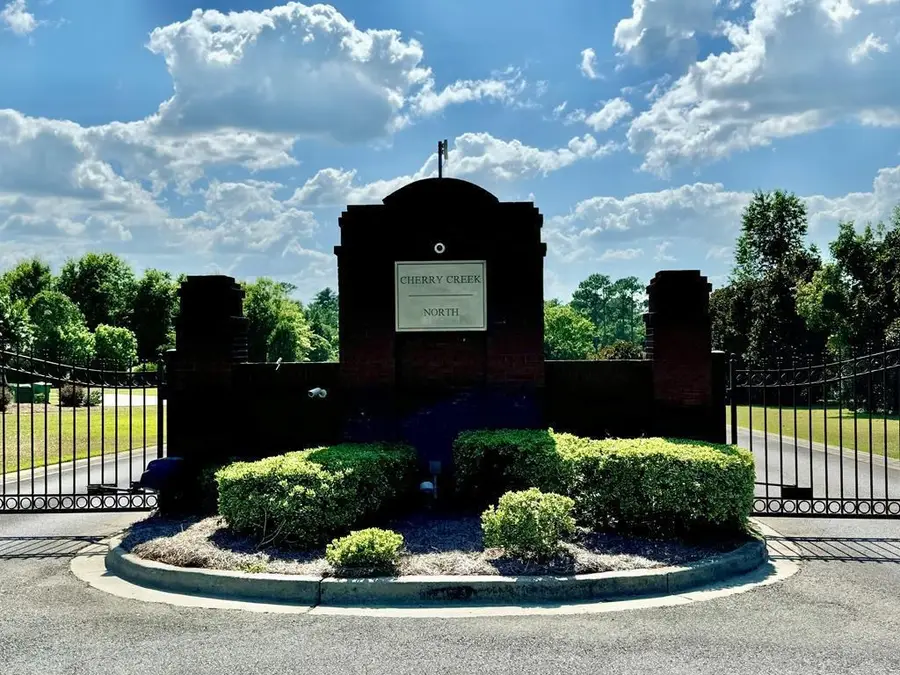 4430 Robert Drive, Valdosta, GA 31605 - #2