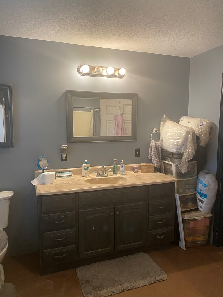 541 Carswell St, Homerville, GA 31634 - #3