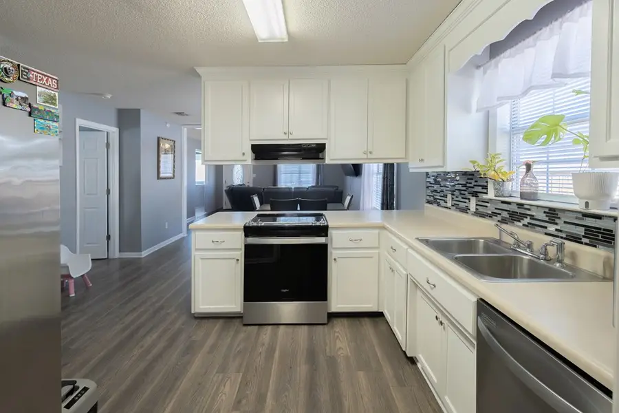 4238 Wilshire Lane, Valdosta, GA 31605 - #3