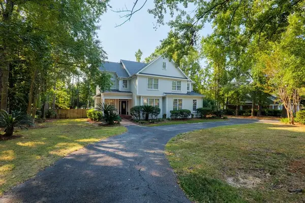 745 Lake Laurie Drive, Valdosta, GA 31605