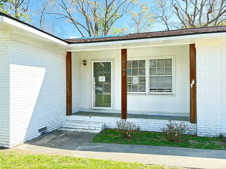 2025 Deborah Dr, Valdosta, GA 31602 - #3