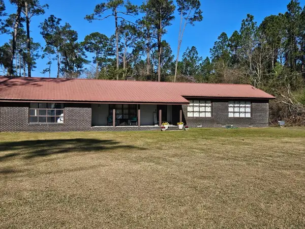 1093 Day Lily Farm Rd, Nashville, GA 31639