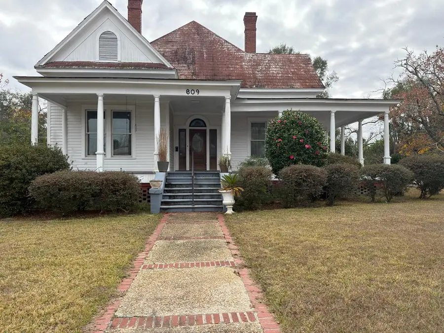 609 Floyd St, Valdosta, GA 31601 - #3