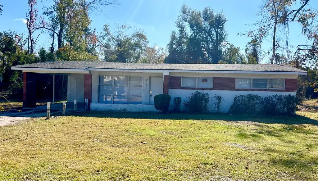 1207 Leone Ave., Valdosta, GA 31602 - #1