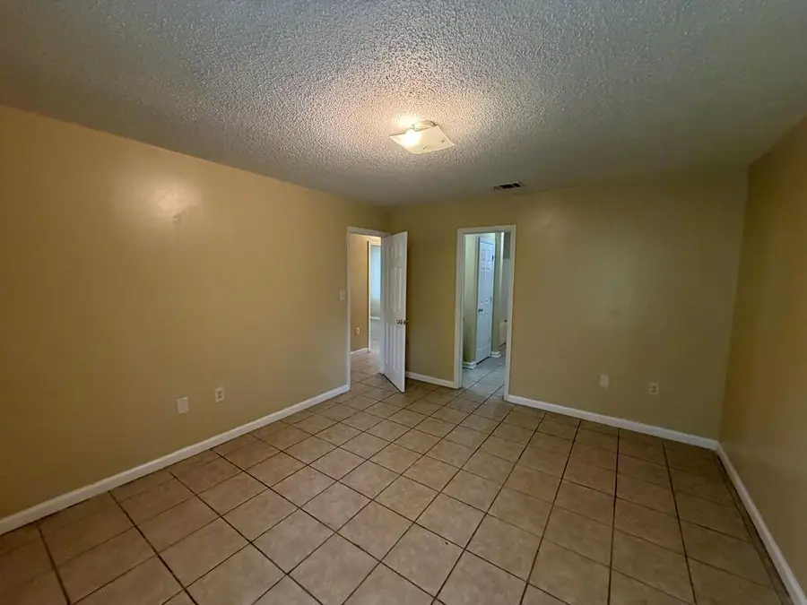 1402 Baymeadows Drive #A & B, Valdosta, GA 31601 - #3