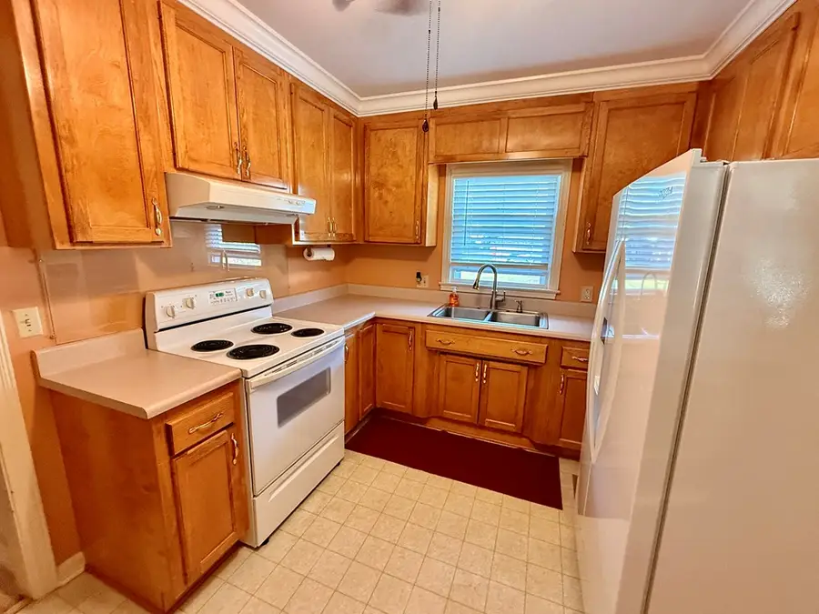 313 S Forrest Avenue, Adel, GA 31620 - #2