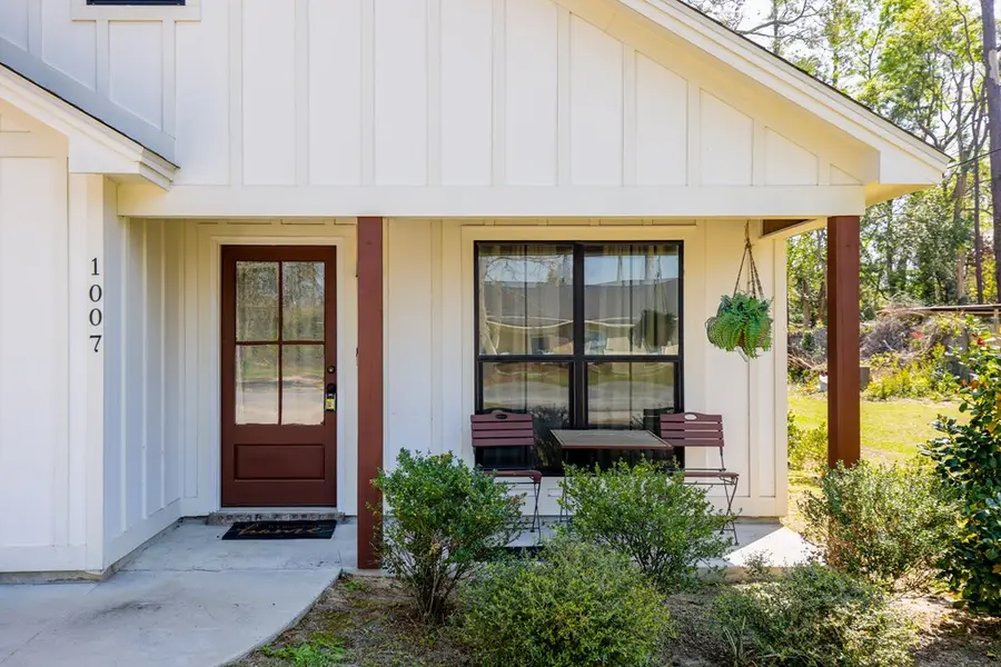 1007 Pineview Dr, Valdosta, GA 31602 - #3