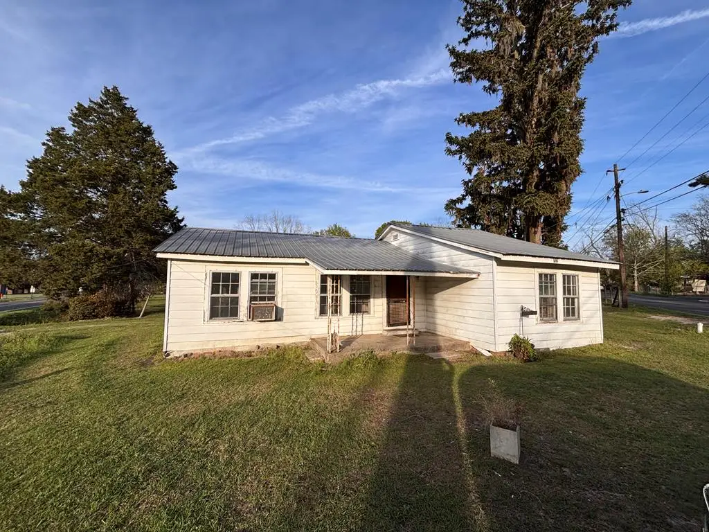 702 Beetree, Nashville, GA 31639 - #1