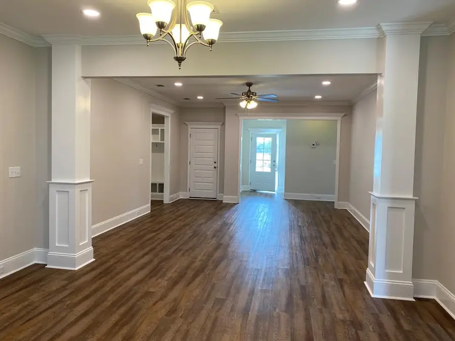 3654 Deidra Miller Cir., Valdosta, GA 31605 - #3