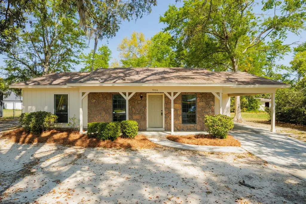 906 Pineview Dr, Valdosta, GA 31602 - #1