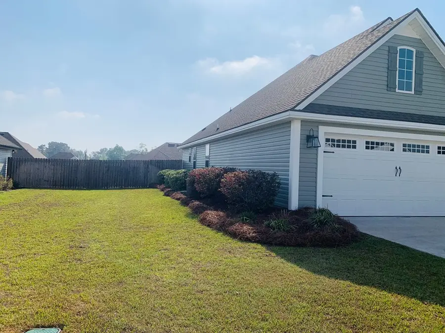 3817 Cutshaw Tr, Hahira, GA 31632 - #3