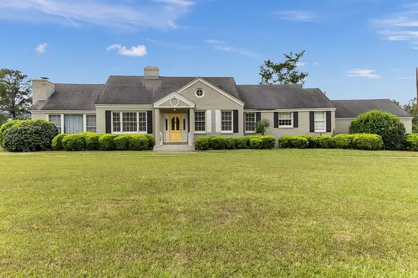 400/111 S Church St/ (w) Grace St, Hahira, GA 31632