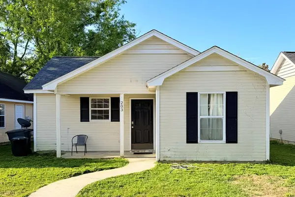 203 Blue Pool Drive, Valdosta, GA 31602