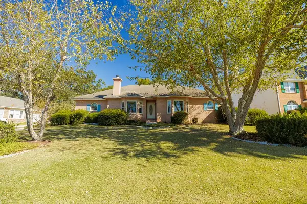 2525 Buena Vista Cir, Valdosta, GA 31602