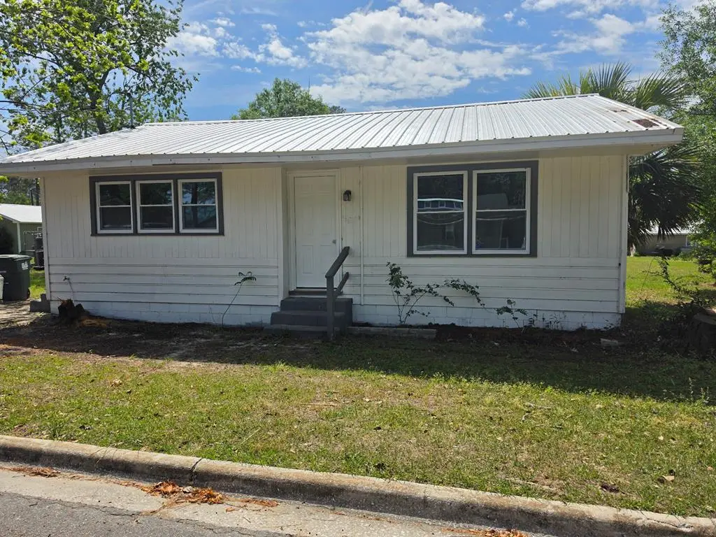 405 Bullock Ave, Nashville, GA 31639 - #1