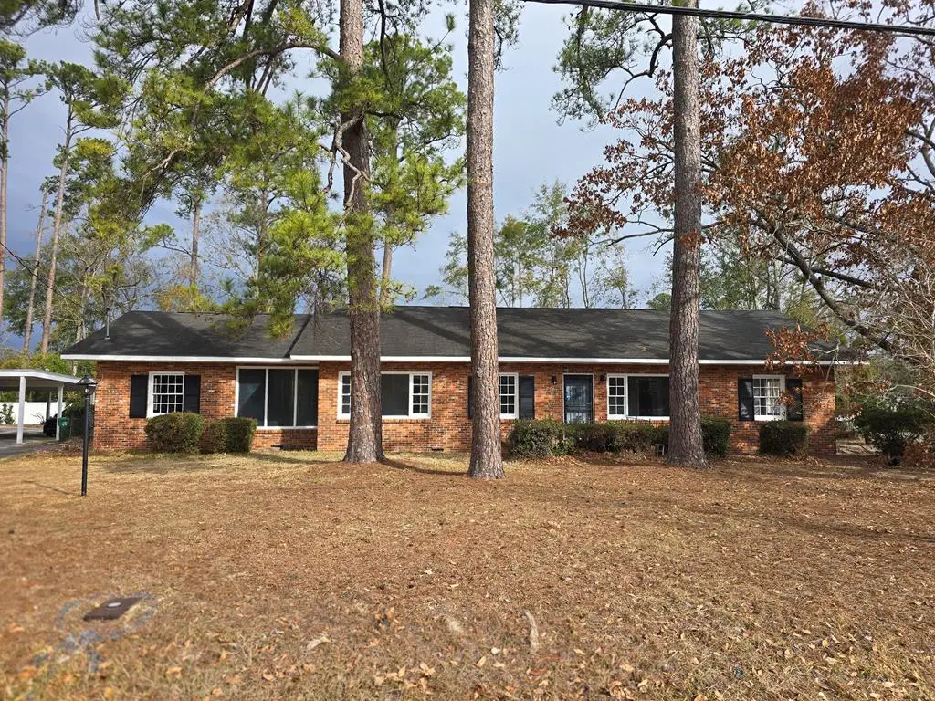 608 Pineview Dr., Valdosta, GA 31602 - #1