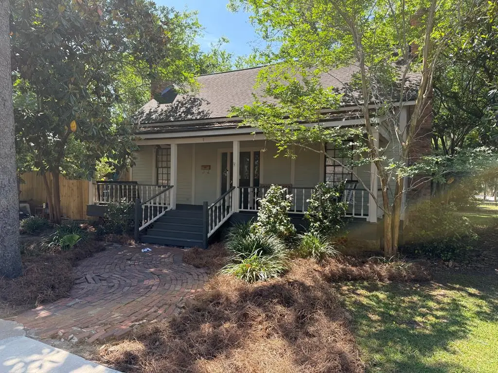 417 Central Place, Valdosta, GA 31601 - #1