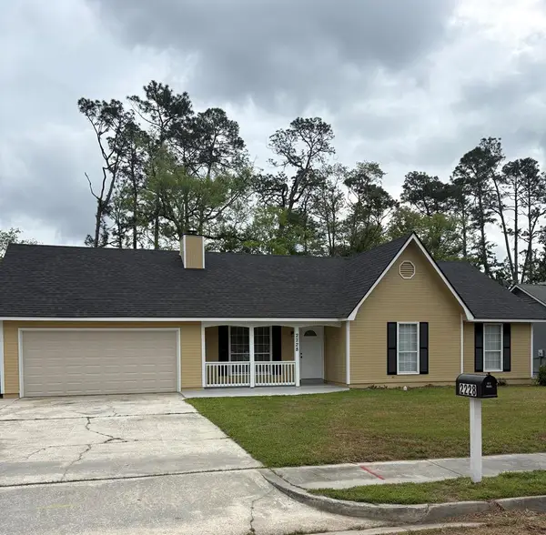 2228 Pin Oak Cir, Valdosta, GA 31602
