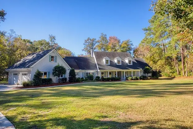 987 S Lakeshore Dr., Valdosta, GA 31605 - #2