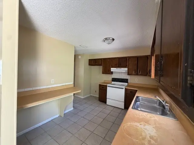 1306 Ponderosa, Valdosta, GA 31601 - #3