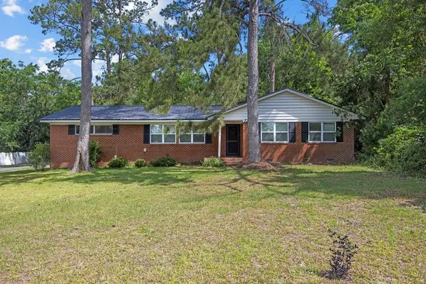 1218 Mcree Dr, Valdosta, GA 31602