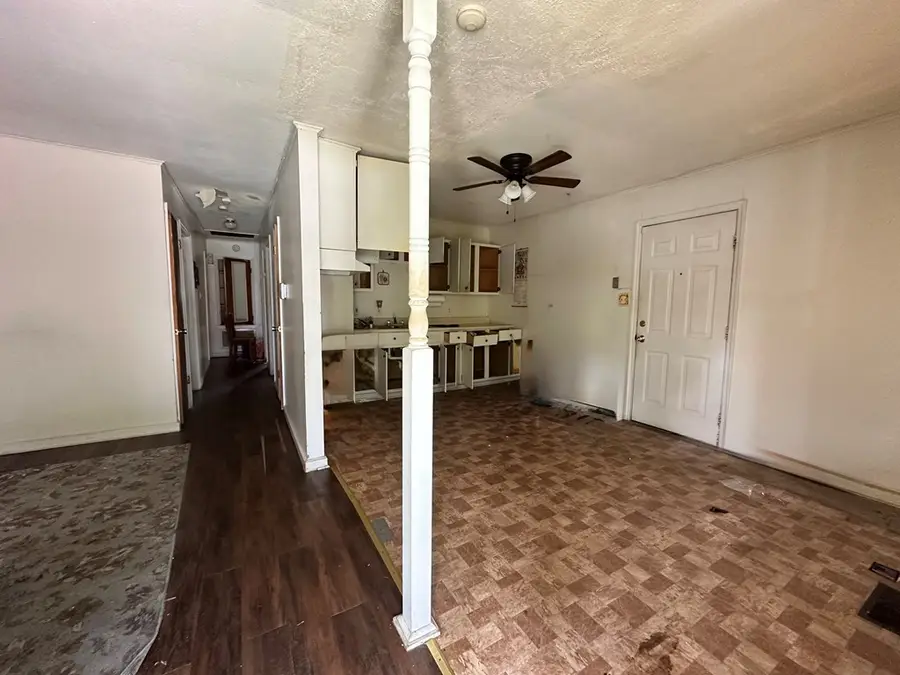 1617 Mcarthur St, Albany, GA 31701 - #2