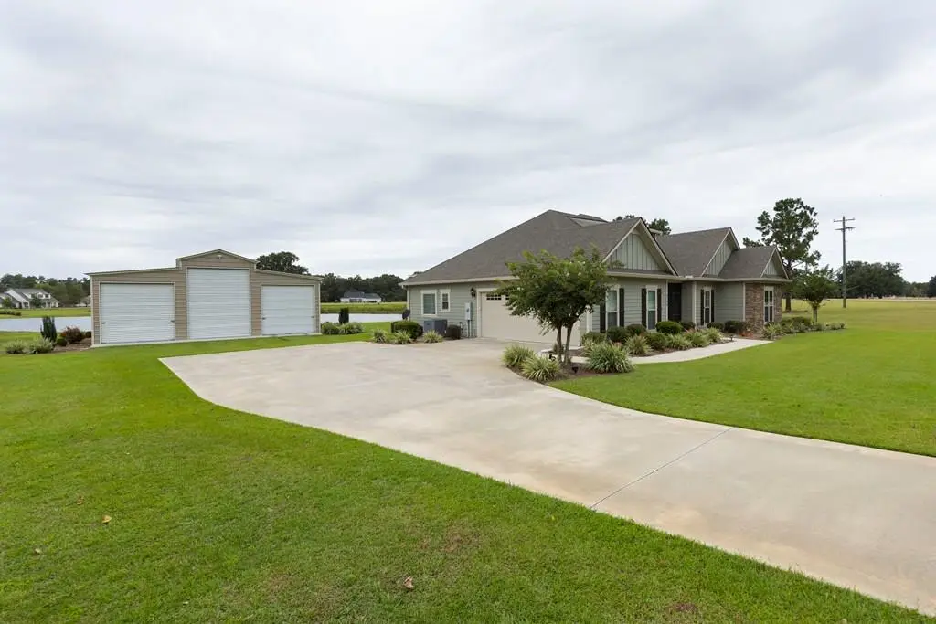 6140 Old Lake Park Rd, Lake Park, GA 31636 - #1