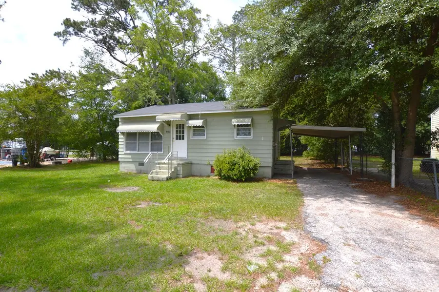 604 E Brookwood Drive, Valdosta, GA 31601 - #3