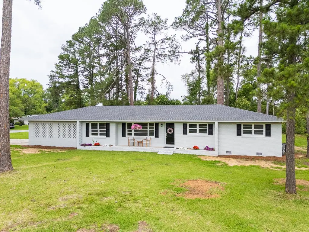 4000 Pine Pl, Valdosta, GA 31605 - #1