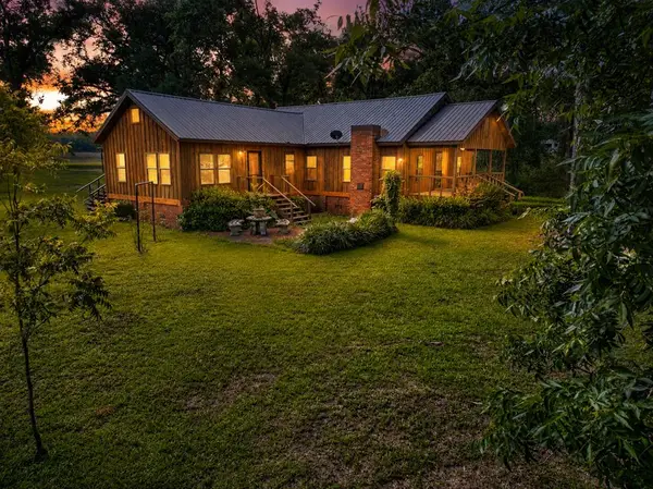 6451 New Rd, Hahira, GA 31632