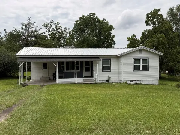 1303 N Pearl Ave - 8 Home Portfolio #8, Douglas, GA 31533