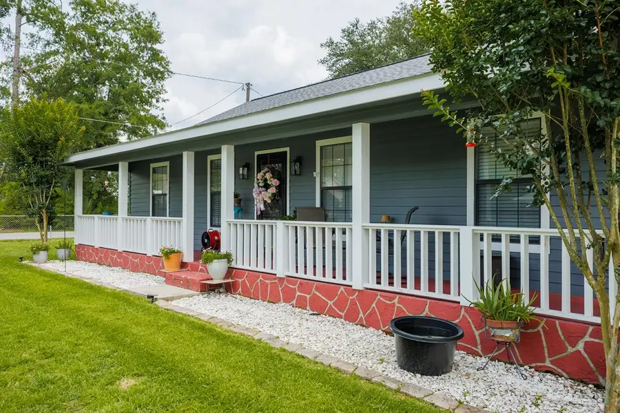 11 Morgan St, Homerville, GA 31634 - #2