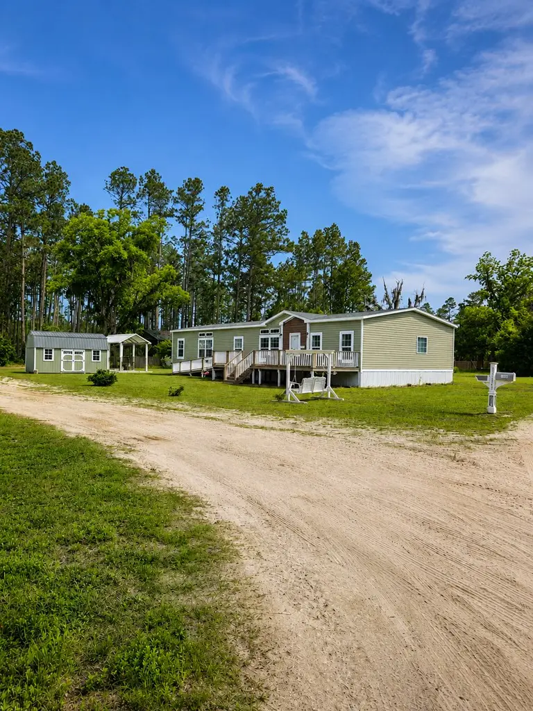 1320 Chauncey Rd, Du Pont, GA 31630 - #2