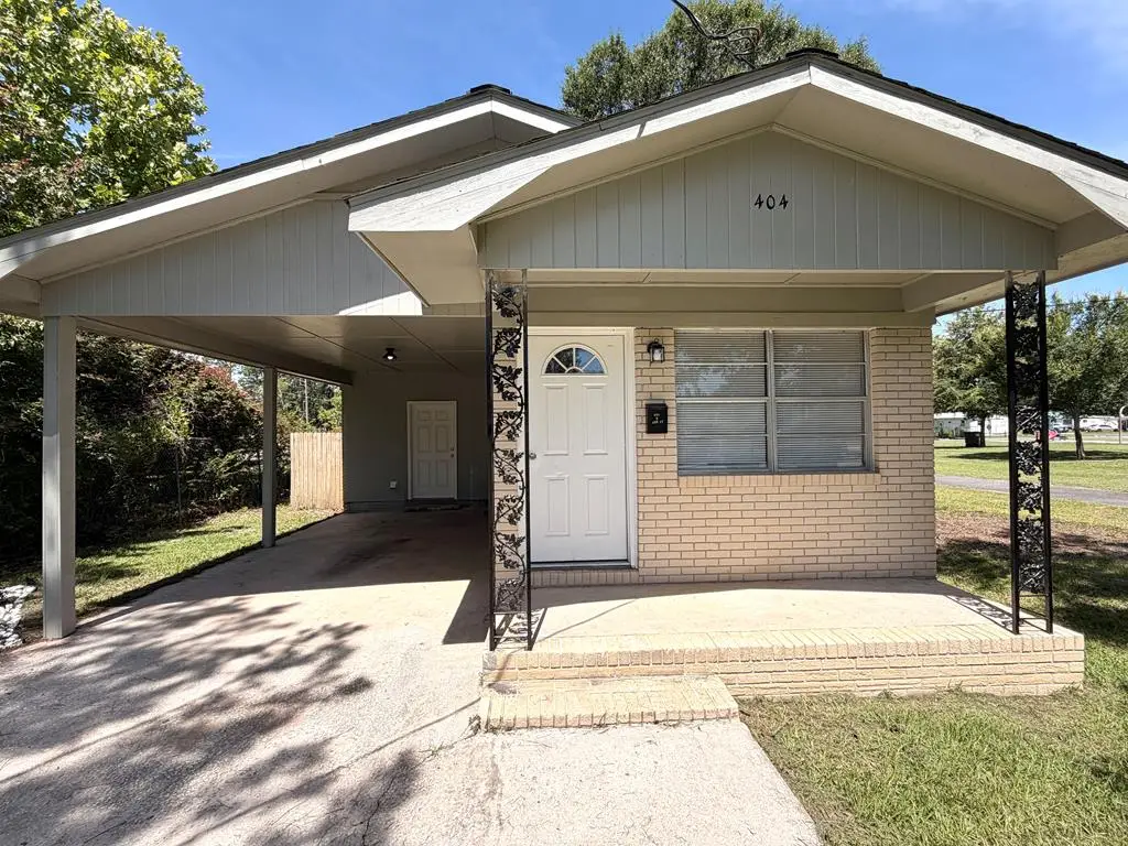 404 N Ann Street, Nashville, GA 31639 - #1