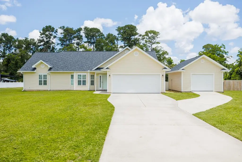 161 Harlee Ln, Ray City, GA 31645 - #1