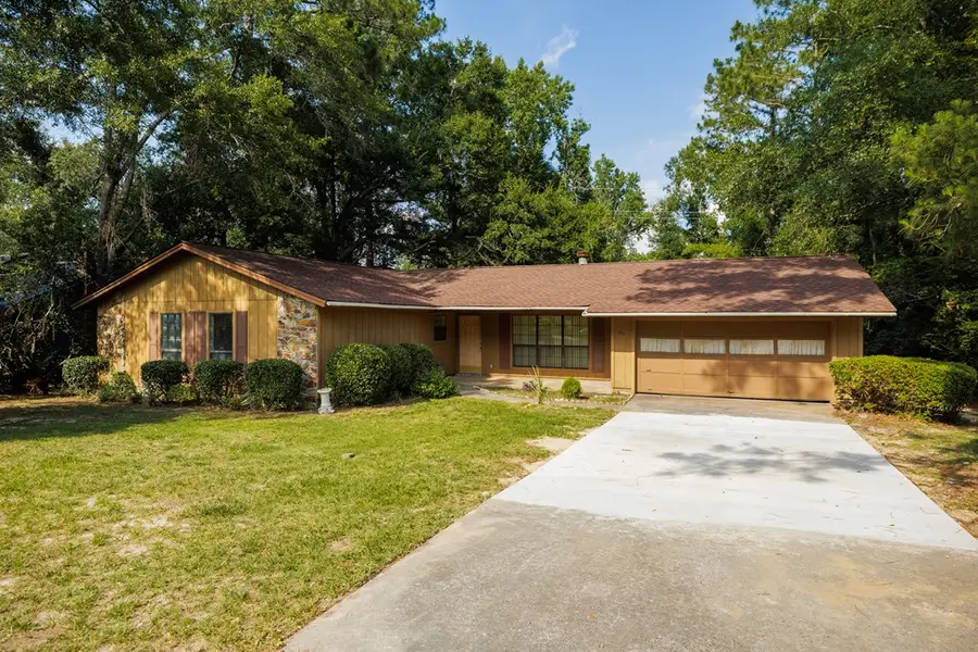 2211 S Sherwood, Valdosta, GA 31602 - #2