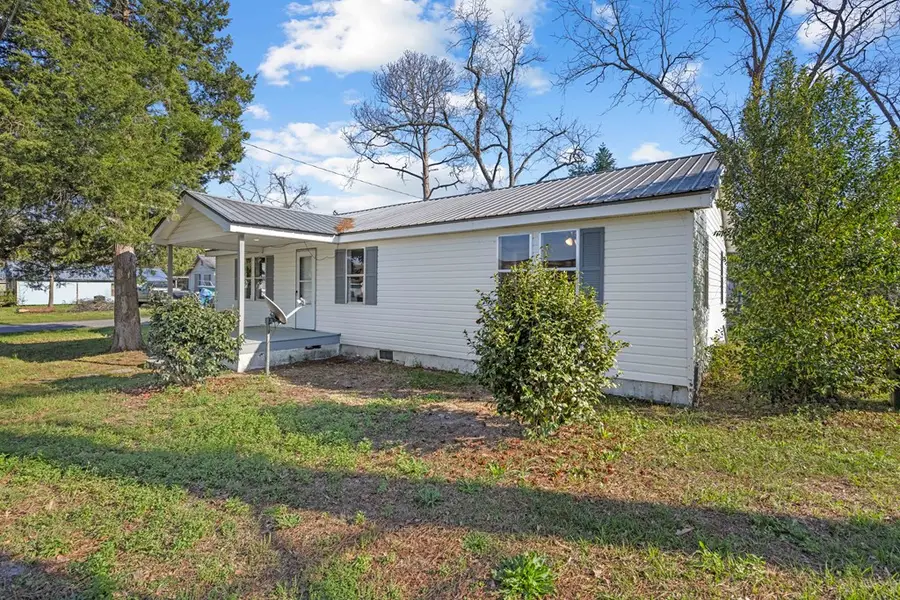 507 E 7th Ave, Nashville, GA 31639 - #3