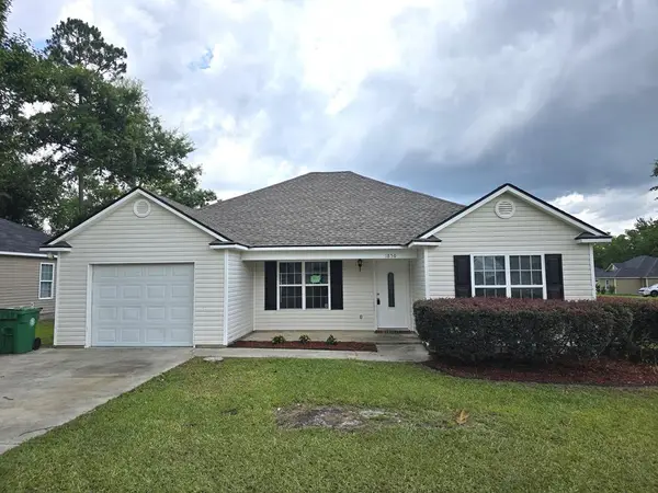 1856 Chestnut Dr, Valdosta, GA 31602
