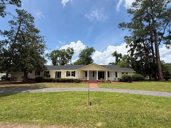 204 E Sixth Ave, Nashville, GA 31639