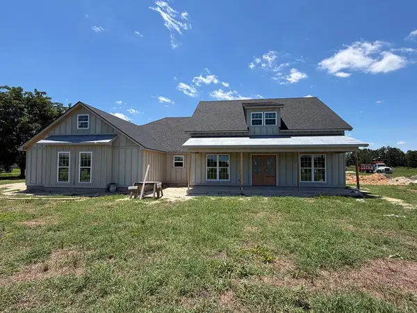 12 Lakeview Circle, Nashville, GA 31639