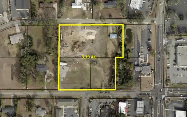 2005 Baytree Rd, Valdosta, GA 31602