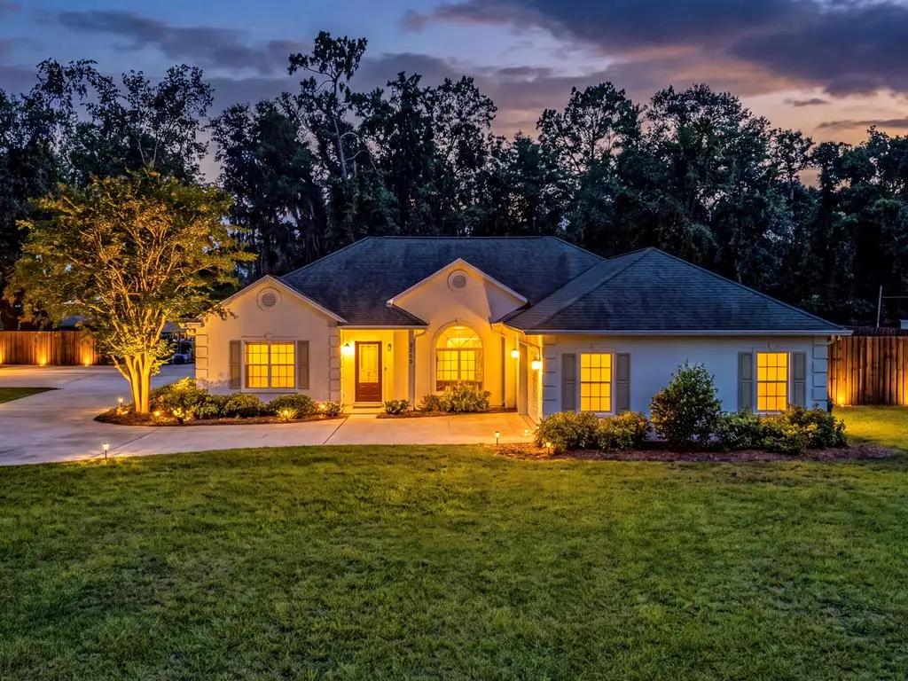 3428 Hickory Grove Rd N, Valdosta, GA 31606 - #1